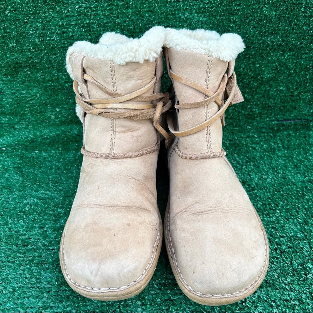 UGG Women's Tan Shearling Lined Boots